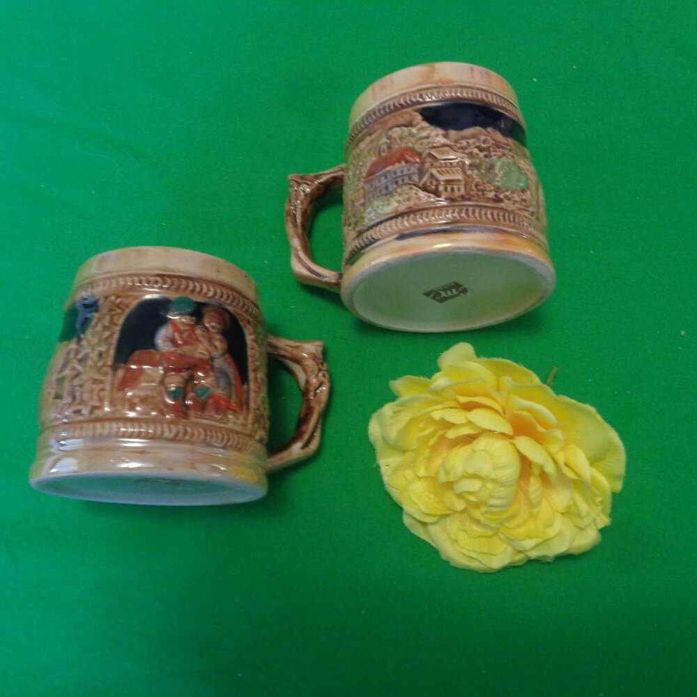 1950S ROMANCE & TOWN GERMANIC PICTURE POTTERY MUGS JAPAN LOT OF 2